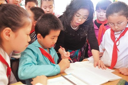 记虹口曲阳三小数学教师叶丽雯