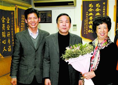 “三无官员”为民逐梦