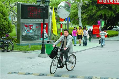 “活明白”的大学校长
