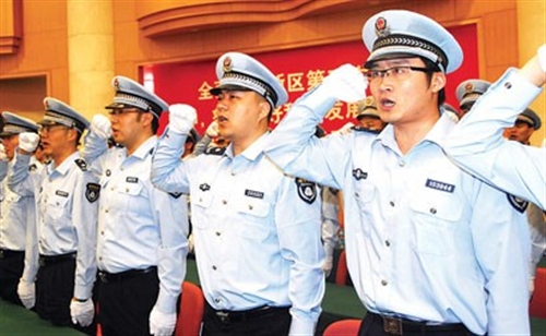 浦东城市管理行政执法局日前成立
